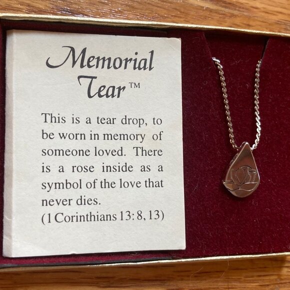 Memorial Tear Necklace - Picture 2 of 16